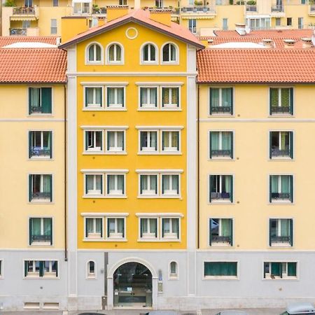 Residence Rialto Trieste Esterno foto