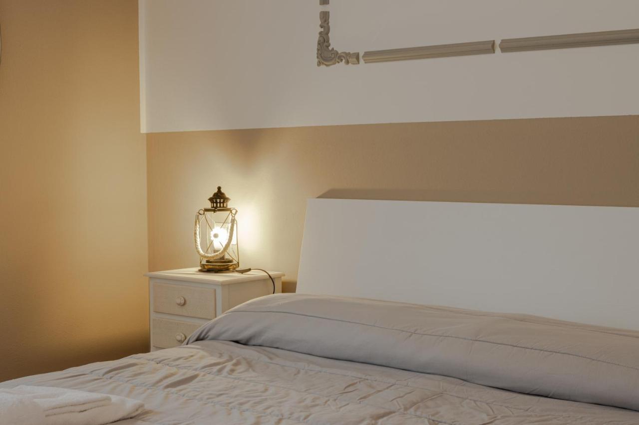 Residence Rialto Trieste Esterno foto